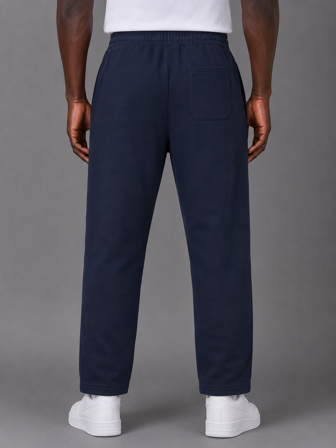 BELAMY Essentials Sweatpant – Navy
