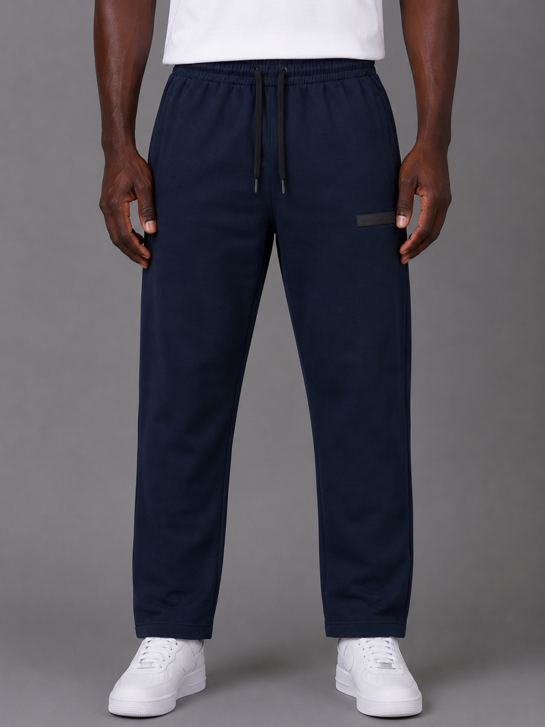 BELAMY Essentials Sweatpant – Navy
